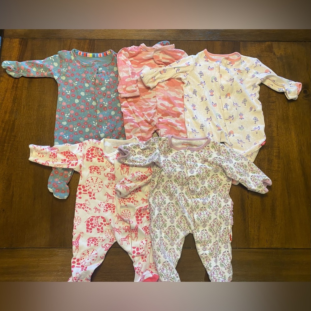 Newborn Magnetic Me Onsies